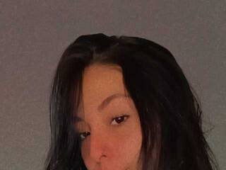 Erotischer Video -Chat LATINSEXDOLL