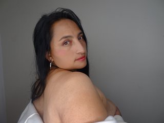 Erotischer Video -Chat LauraYoselin