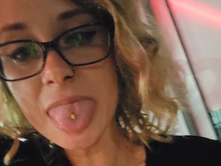 Erotischer Video -Chat LaylanaaSkyes