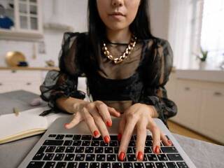 Erotischer Video -Chat LicaBlack