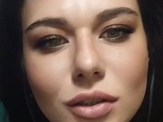 Erotischer Video-Chat LilaBetsy