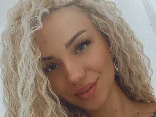 Erotischer Video -Chat Lisandra95