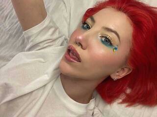 Erotischer Video -Chat LittleVixie