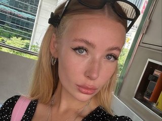 Erotischer Video -Chat lizzyMeoww