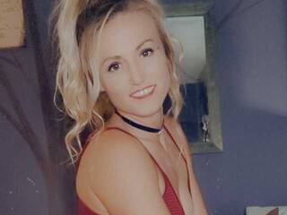 Erotischer Video -Chat Lola-desire