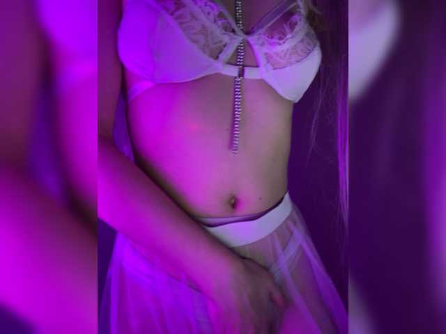 Fotos _MoonPrincess Hello :* only eroticism, tenderness and dancing. I don’t undress. Lovense 2tk. Show with wax @remain left