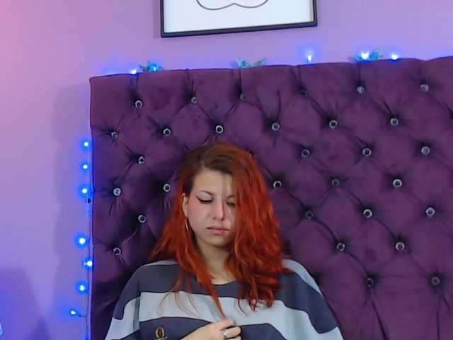 Fotos LolaMustaine ♥♥ TONGUE PLAY ♥ Rub my face with your soft tongue and taste me♥#mistress #dom #redhead #tiny #young #skinny #feet #deepthroat #ahegao #prettyface #tattoo