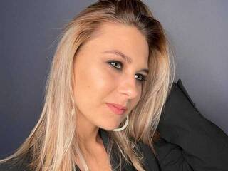 Erotischer Video -Chat Lolarose