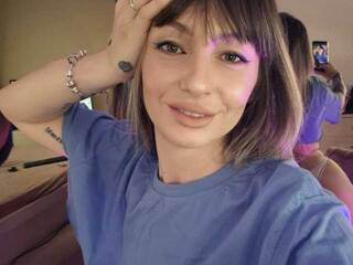 Erotischer Video -Chat LolaxCute