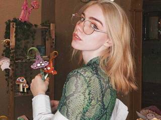 Erotischer Video -Chat LucyVirgin