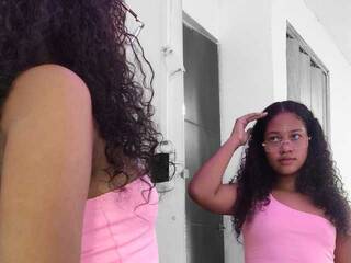 Erotischer Video -Chat Luna-horny-1