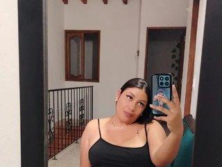 Erotischer Video -Chat Lyana-Collins