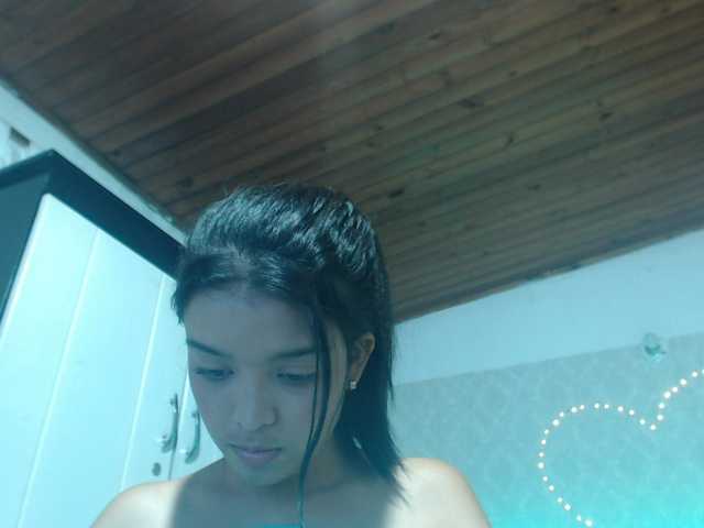Fotos marianalinda1 undress and show my vajina and my breasts 400 tokes you want to see my vajina 350 my breasts 90 masturbarme 350 show my tail 100. or do everything in private