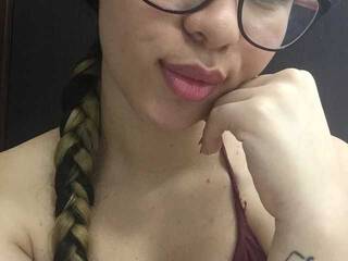 Erotischer Video -Chat Melody-adams