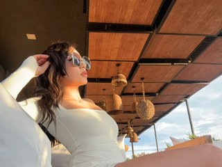 Erotischer Video -Chat MelodyRoberts