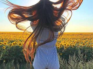 Erotischer Video -Chat MelonyDraft