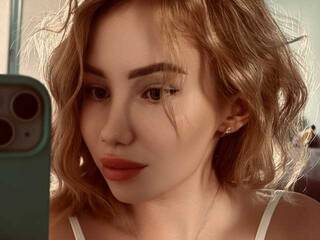 Erotischer Video -Chat MerriiiRosalee