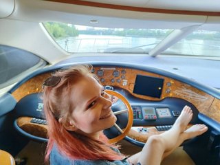 Erotischer Video -Chat Merry_Cherry