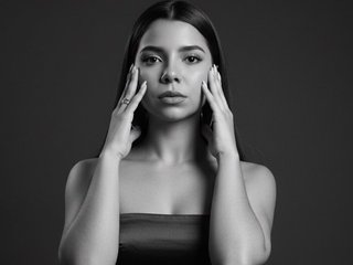 Erotischer Video -Chat MIA-1L