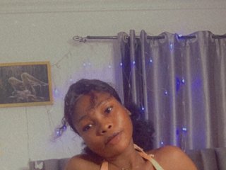 Erotischer Video -Chat mia-boobs