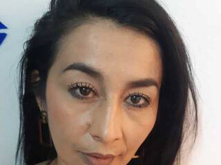 Erotischer Video -Chat mia-tits