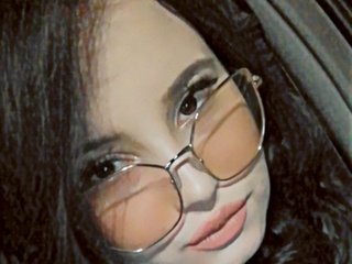 Erotischer Video -Chat MikaFyre