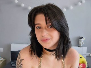 Erotischer Video -Chat MikiiKiwi