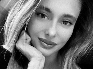 Erotischer Video -Chat Mikkajul