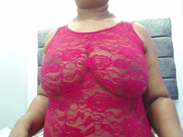 Fotos MilfPleasure1 hello guys ... come vist my room and for enjoy of me ... big fat pussy .. anal .. im very flexible mmm