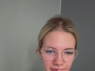 Erotischer Video -Chat Millashaa