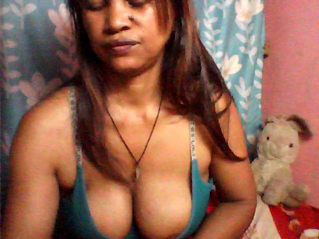 Fotos millyxx3 i am happy to do pleasir for you , tip if you like me kissssssssssssssss