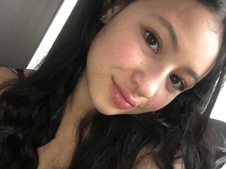Erotischer Video -Chat Mitsuyi-Cute