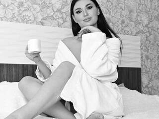 Erotischer Video -Chat Monika-Doll