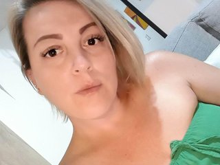 Erotischer Video-Chat Naomy-milf