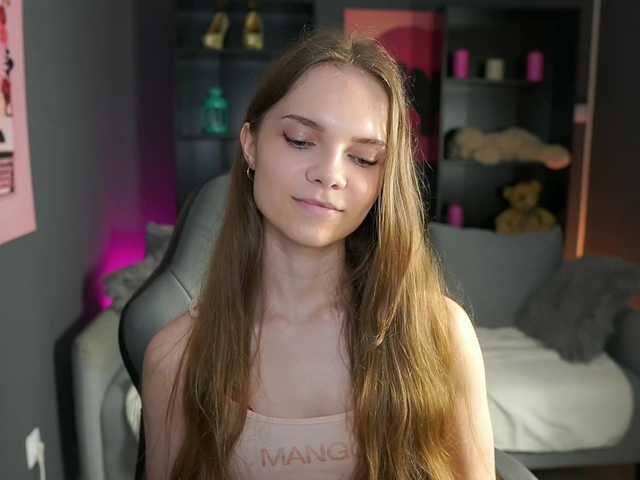 Fotos NatashaMalko If you want to talk with somebody I'm here to make your day better I'm non nude but if you are brave you can make me naked :) #teen #squirt #anal #dildo #18