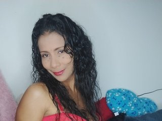 Erotischer Video -Chat nenita-horny