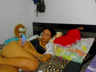 Erotischer Video -Chat nenita-horny