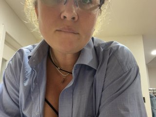Erotischer Video -Chat NERVOMOTINA