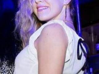 Erotischer Video -Chat nezhnayaaaa