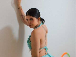 Erotischer Video -Chat Nicolane-Palmer1