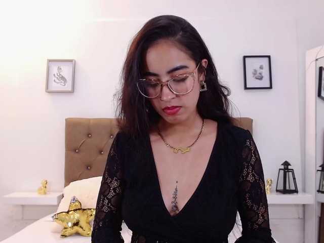 Fotos NicoleBlum Wanna try the view of love? Look at my sexy eyes while i use very good my mouth... you know what i mean. / Blowjob at firts goal! #teen #sex #dildo #deepthroat #wet