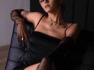 Erotischer Video -Chat NikaChase