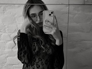 Erotischer Video -Chat NikkiBly