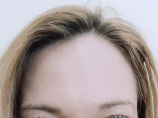 Erotischer Video -Chat Nikkimaze