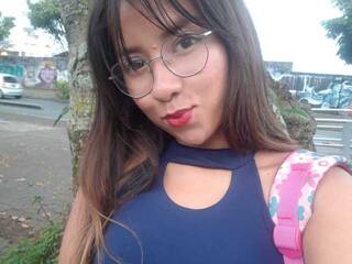 Erotischer Video -Chat Nini-23