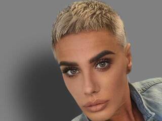 Erotischer Video -Chat Pauline7