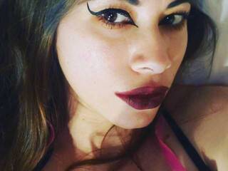 Erotischer Video -Chat Petitedoll89