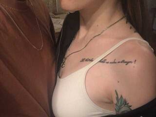 Erotischer Video -Chat PhoeniXsweets