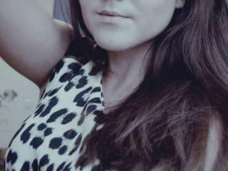 Erotischer Video -Chat pisyakira1