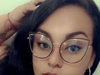 Erotischer Video -Chat RandaCurvy